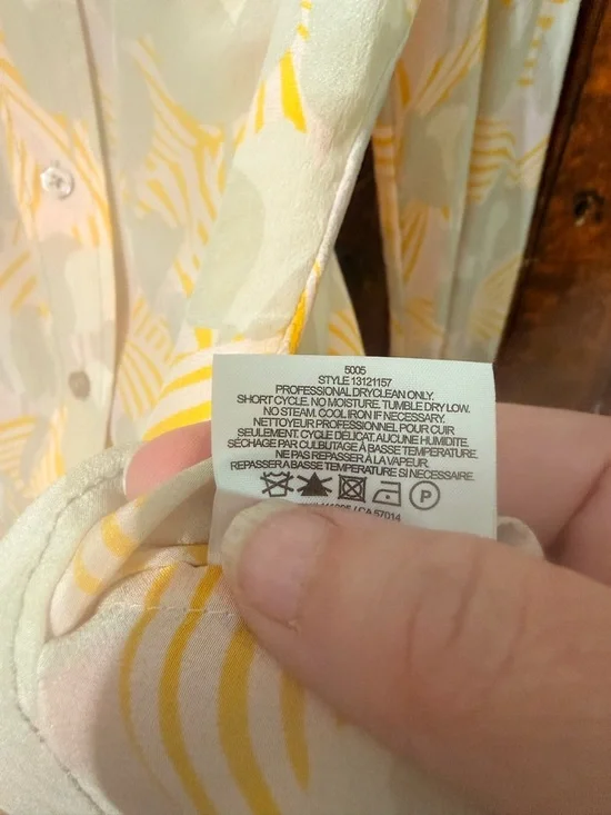 Tory Burch 100% Silk Gray & Yellow Printed Button-Up Shirt Size 4 - Picture 5 of 8